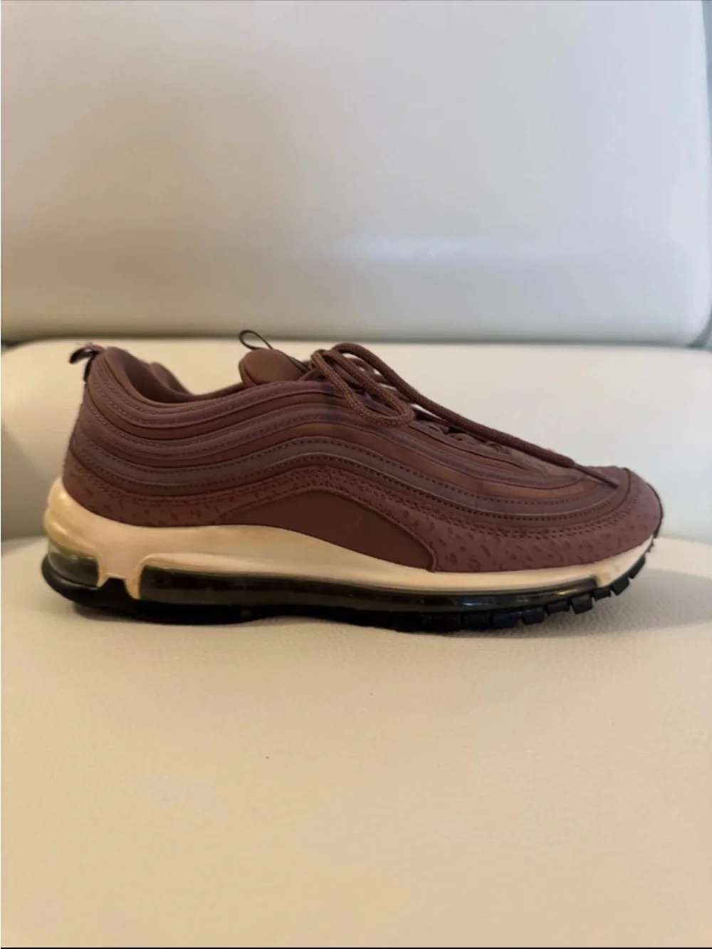 NIKE WOMEN’S AIR MAX 97